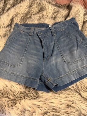 Old Navy Light Blue Denim Jean Shorts with Front Pockets